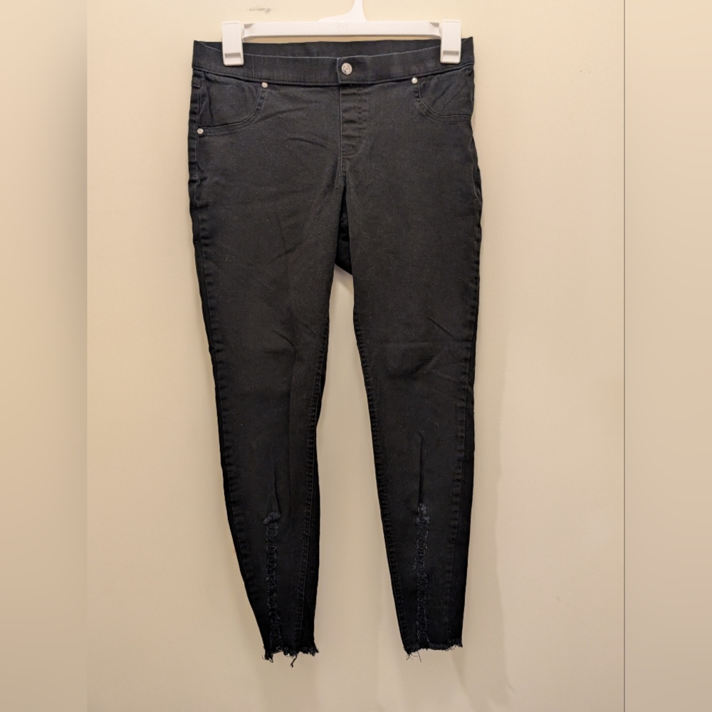 HUE Black Jeggings with Stretch Comfort, Distressed Leg Design